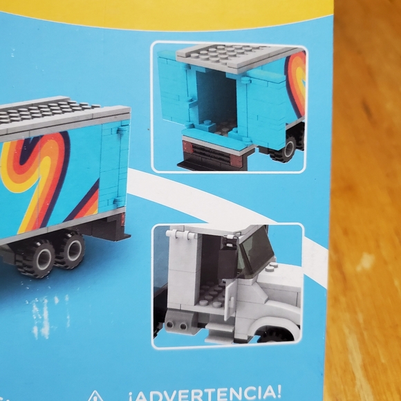 Aldi holiday bundle building Bricks An Cup Brand New NWT - Picture 8 of 9